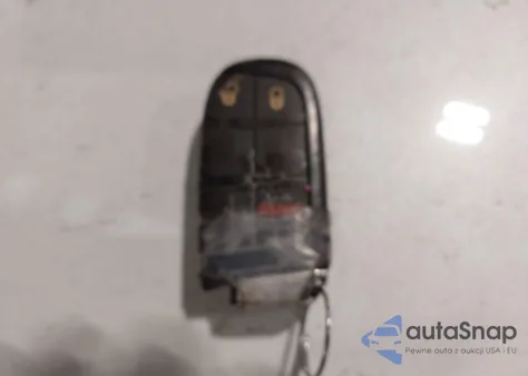 2020 Jeep Compass Trailhawk 4X4 z USA, uszkodzony, nr VIN 3C4NJDDB7LT177271